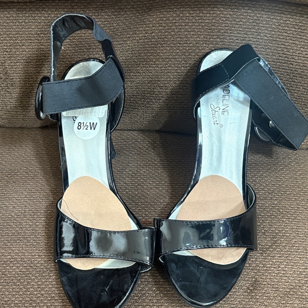 Life Stride Glossy Black Women's Sandals
